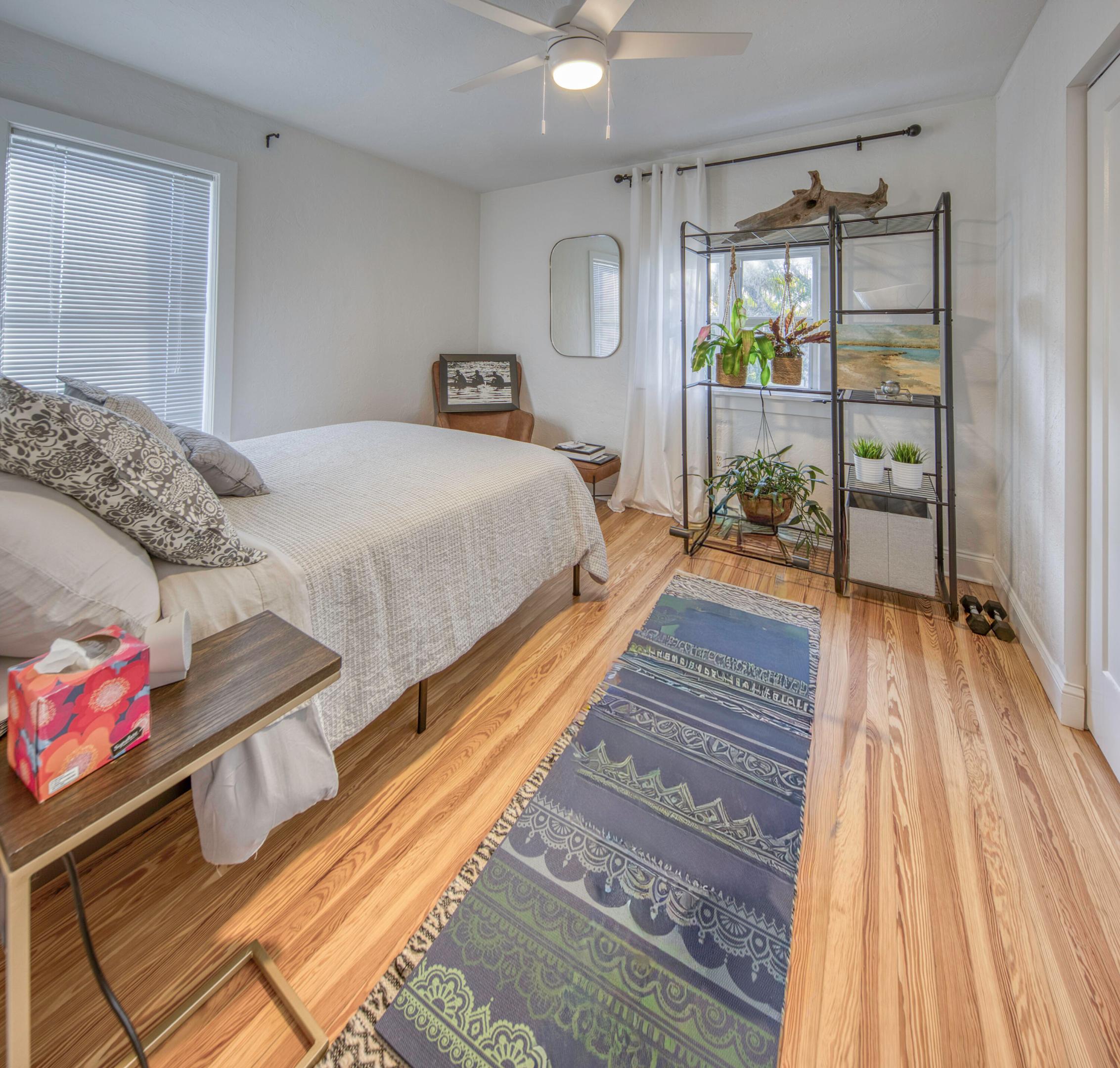 LAKE WORTH TOWN OF - Residential