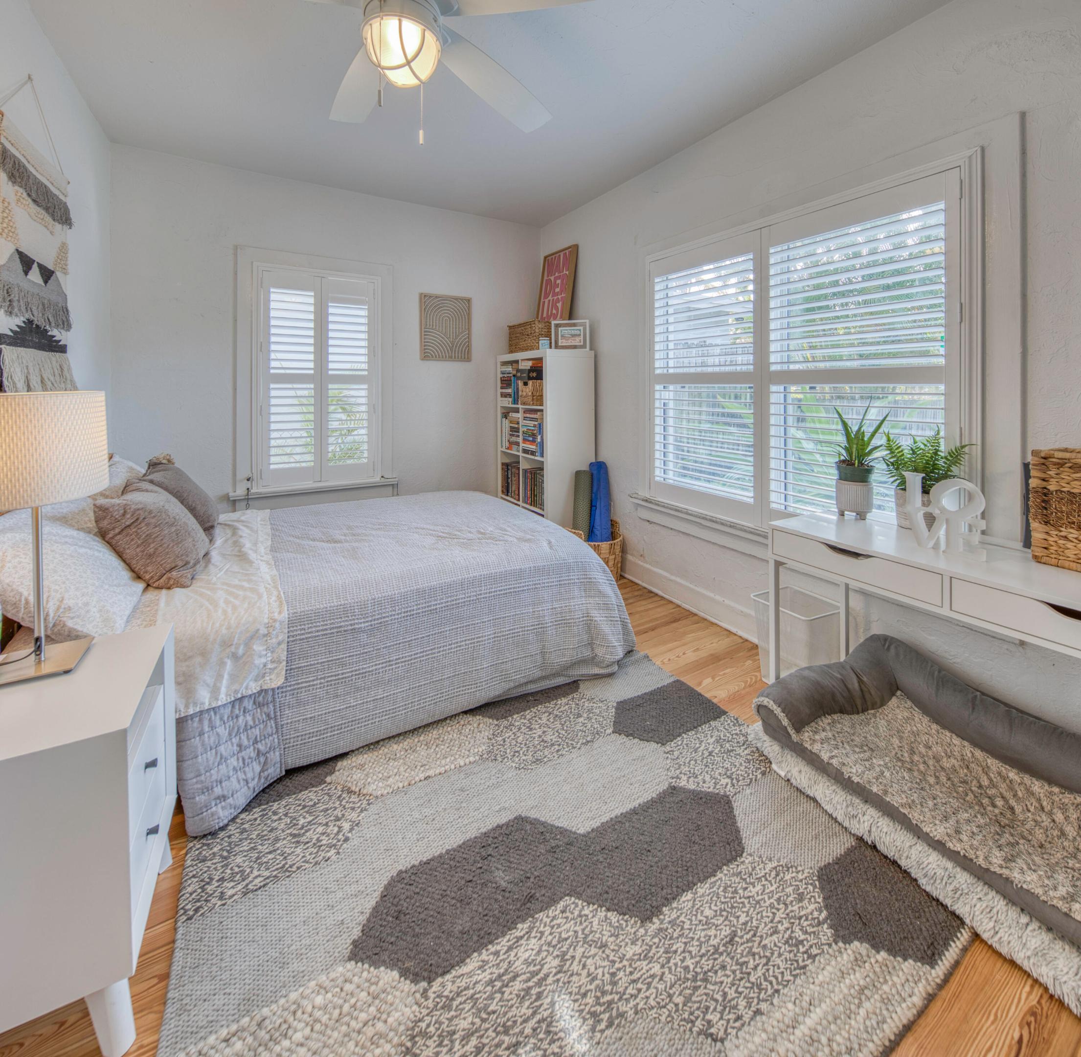 LAKE WORTH TOWN OF - Residential