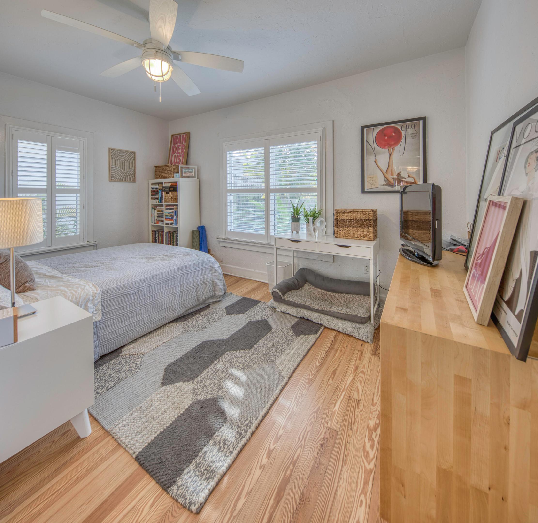 LAKE WORTH TOWN OF - Residential