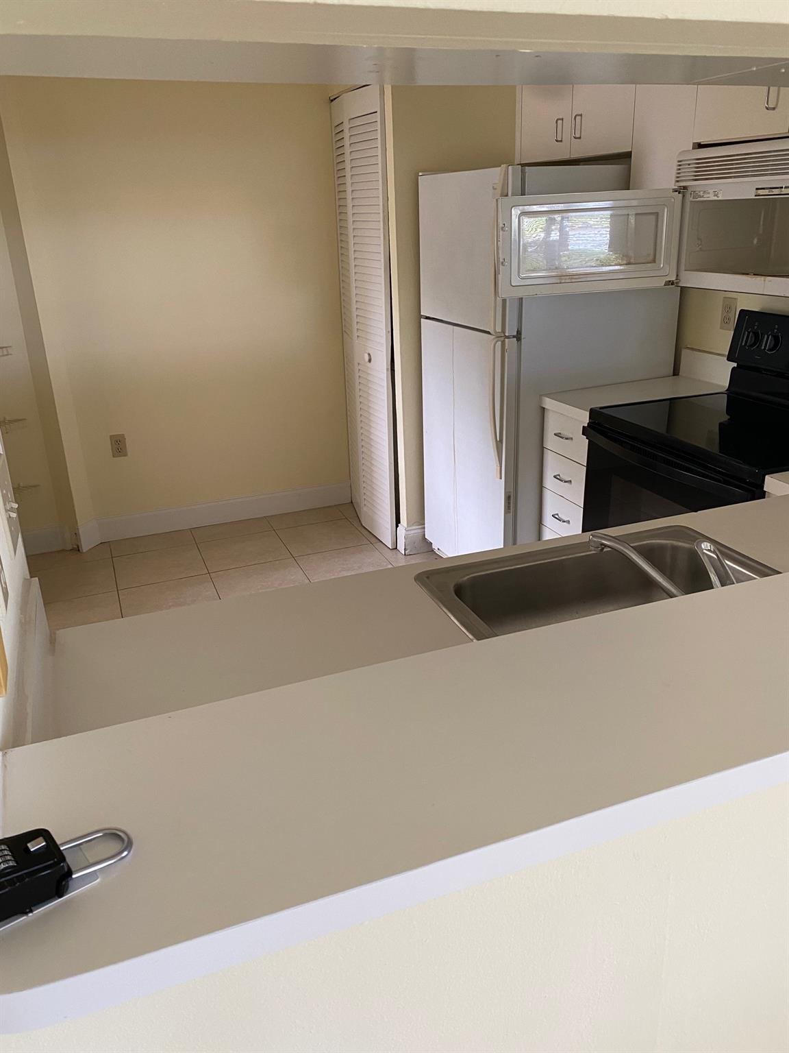 View photos, virtual tours, details... 12104 Glenmoor Dr 12104