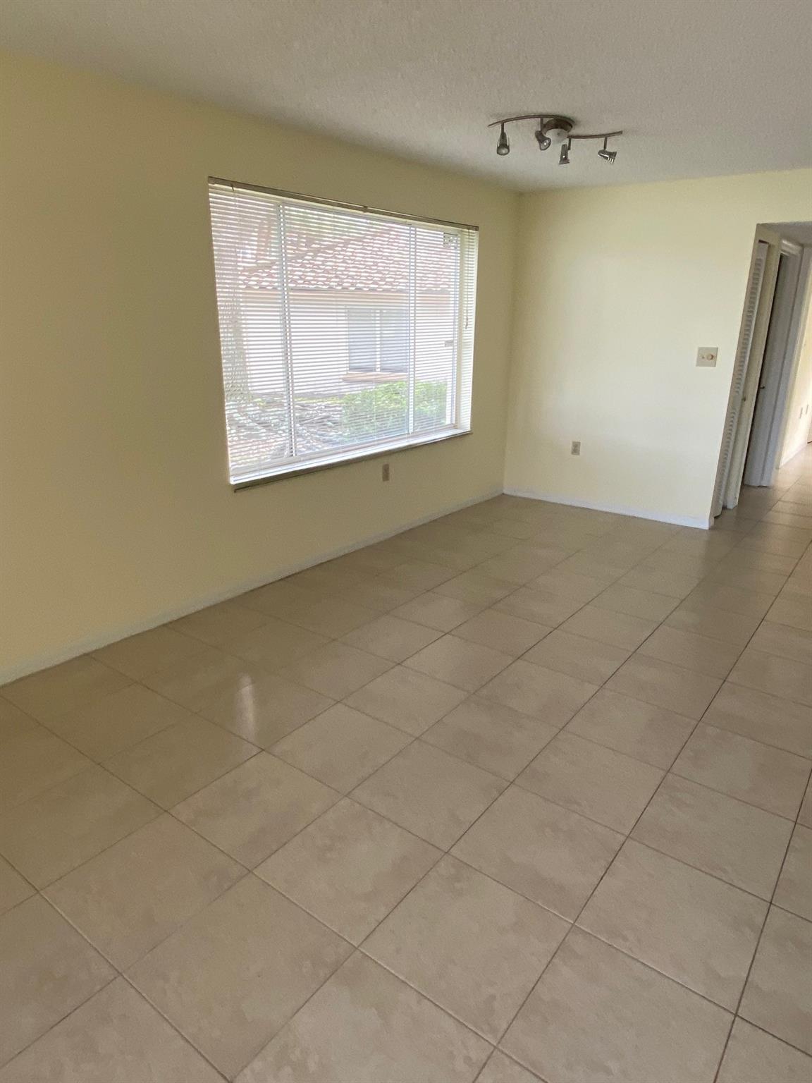 View photos, virtual tours, details... 12104 Glenmoor Dr 12104