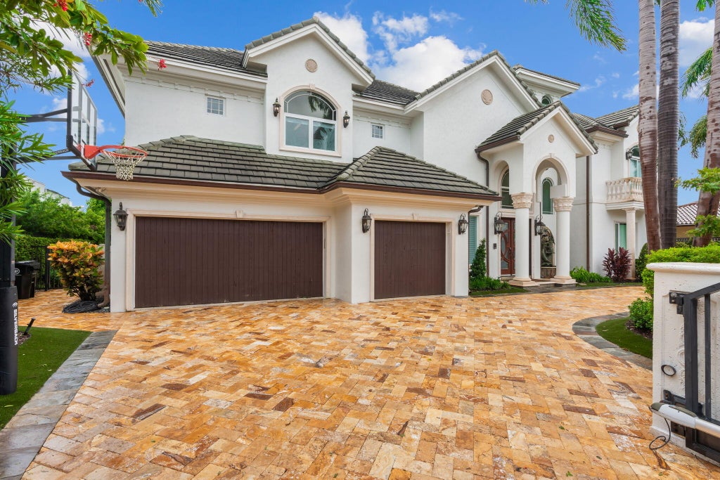 Photo of 2200 INTRACOASTAL Drive, Fort Lauderdale, FL 33305 (MLS # B26093846)
