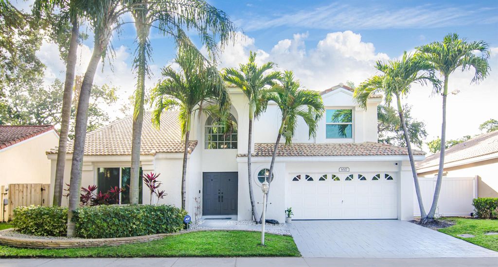 Photo of 1027 Siena Oaks Circle W, Palm Beach Gardens, FL 33410 (MLS # R11082640)