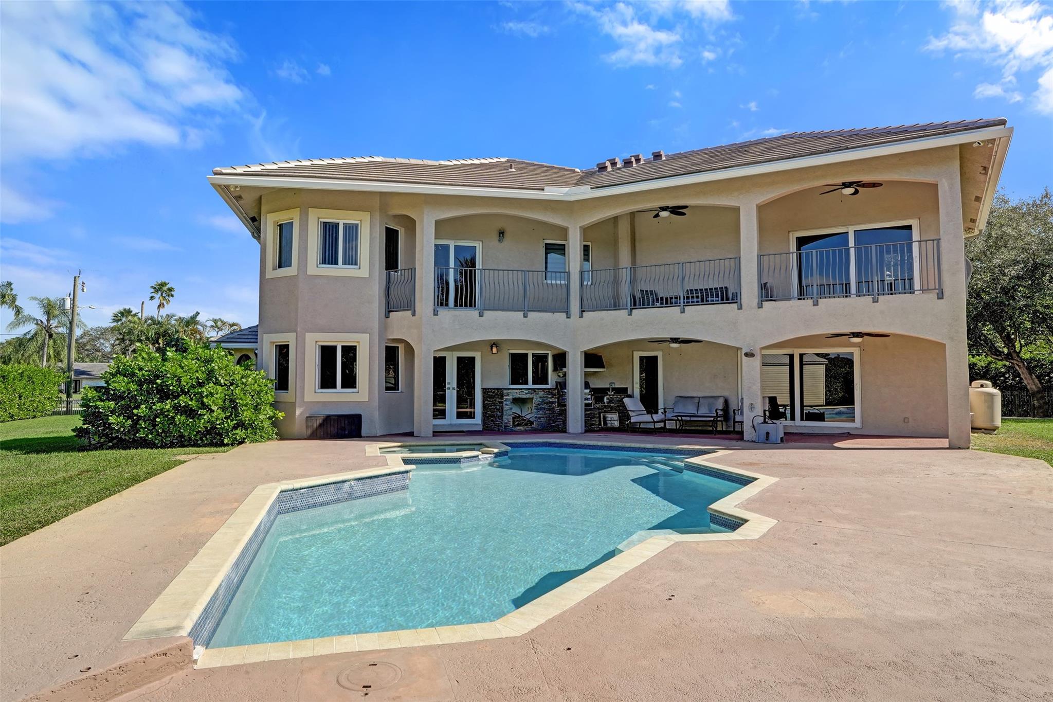 Majestic Groves - Residential