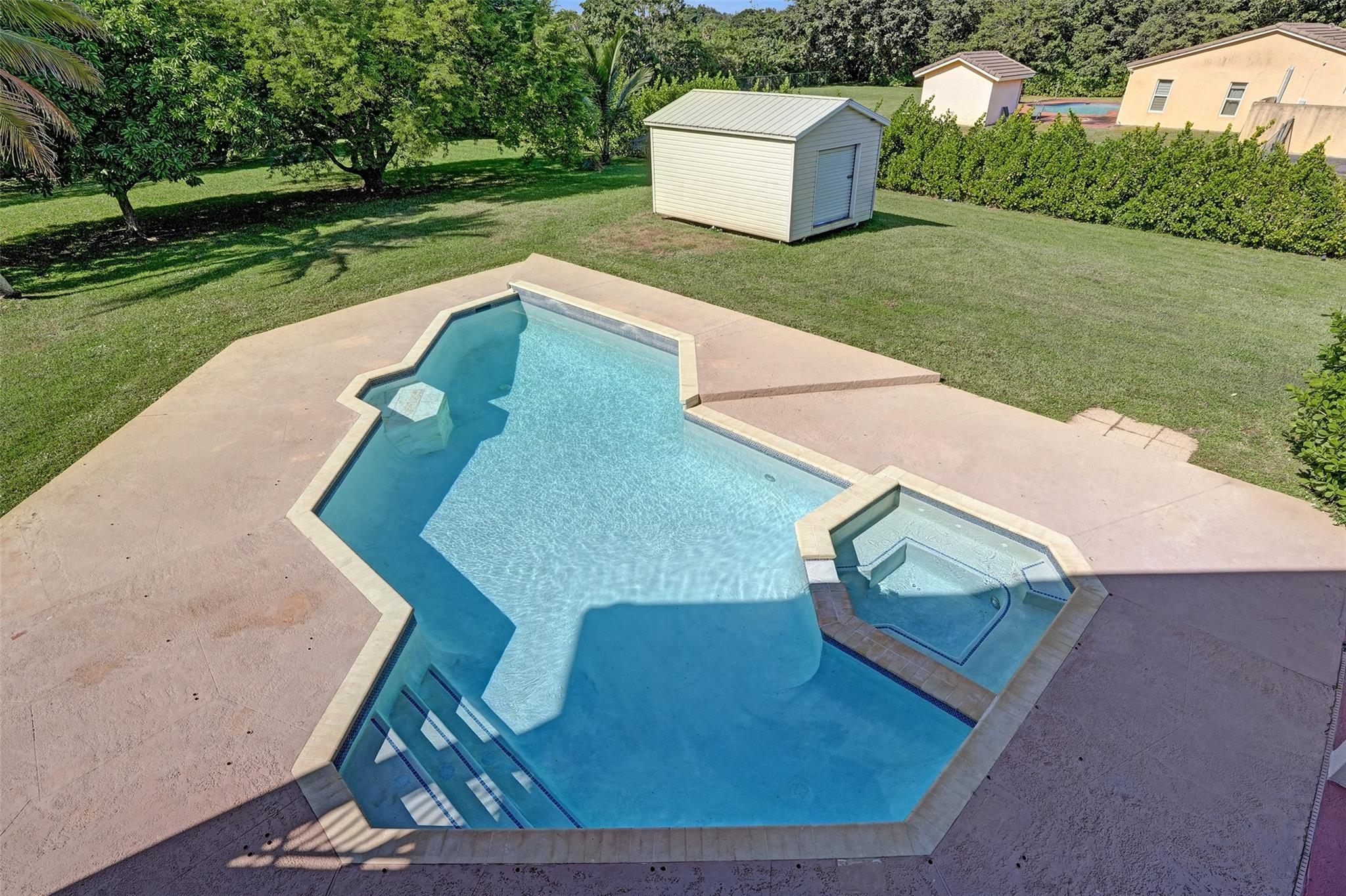 Majestic Groves - Residential