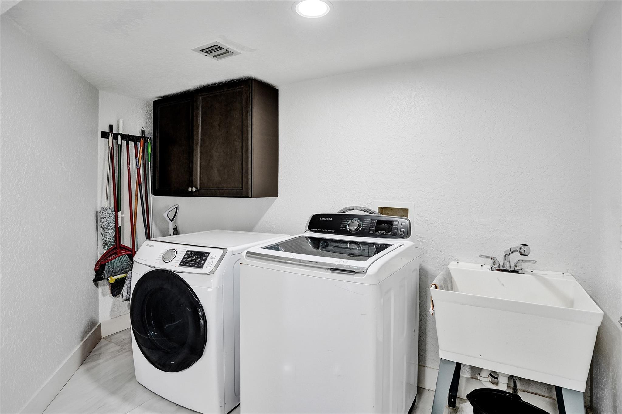 Majestic Groves - Residential