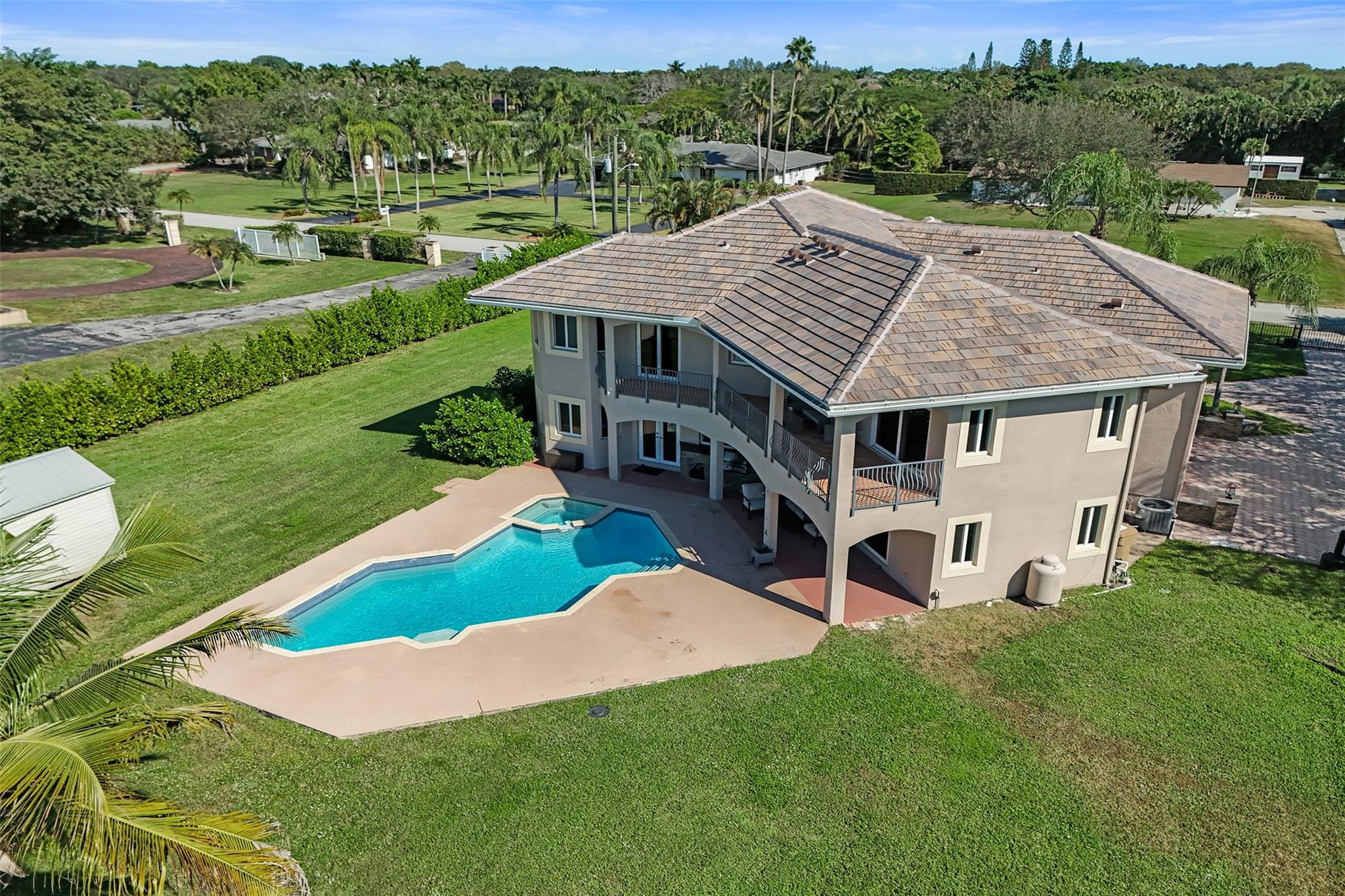 Majestic Groves - Residential