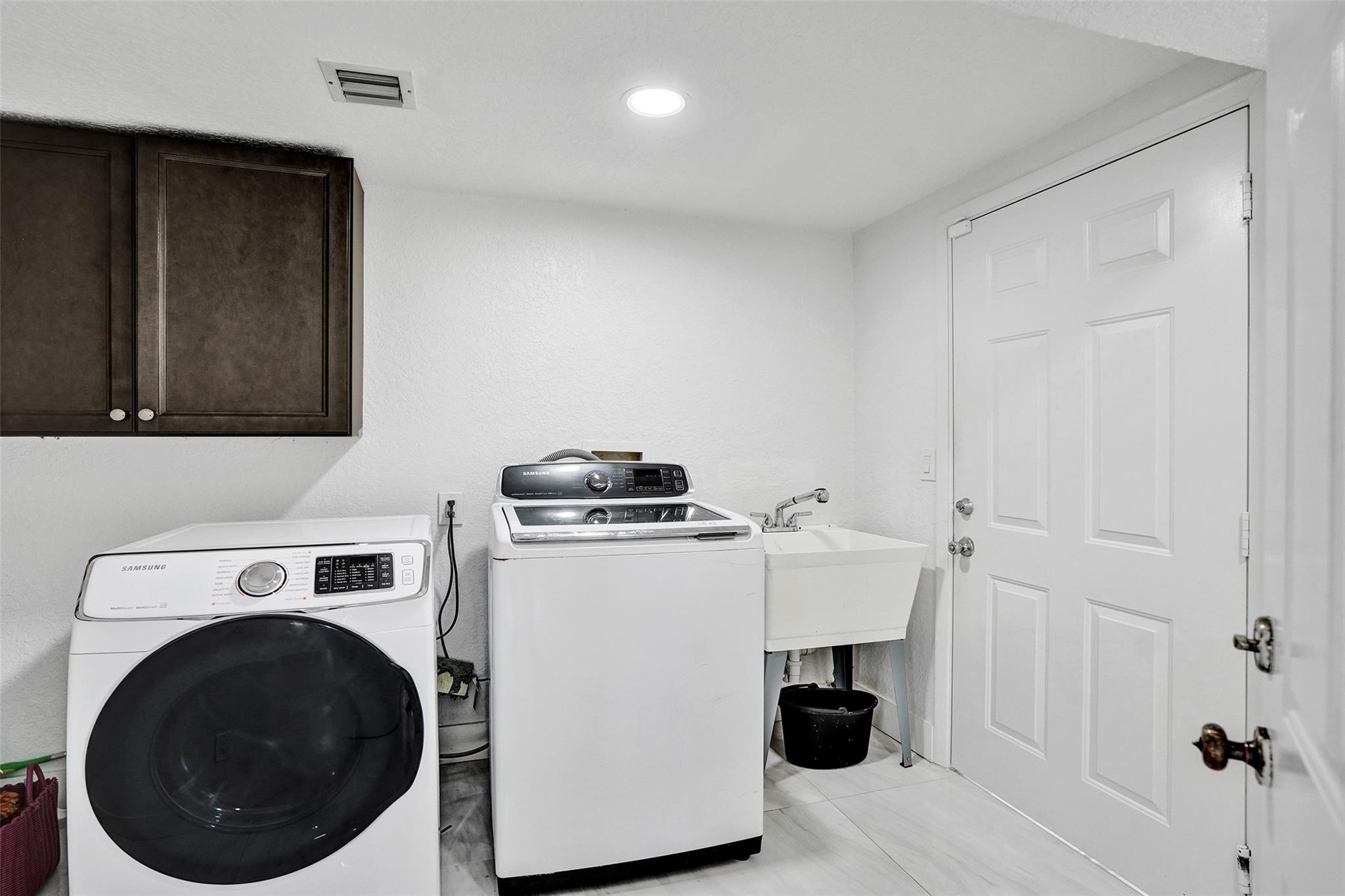 Majestic Groves - Residential