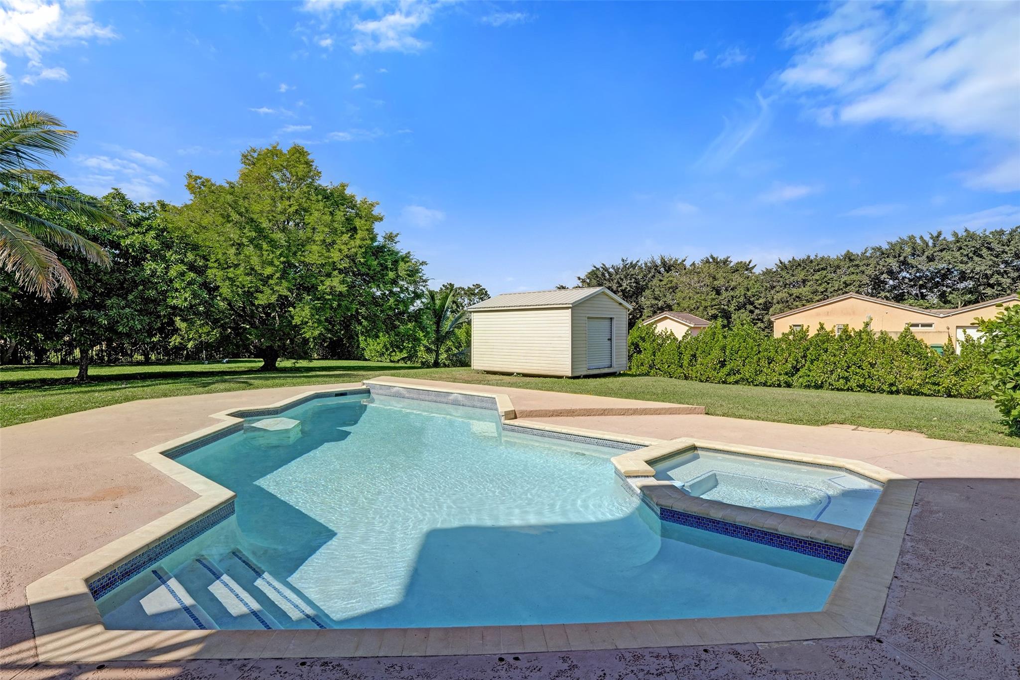 Majestic Groves - Residential