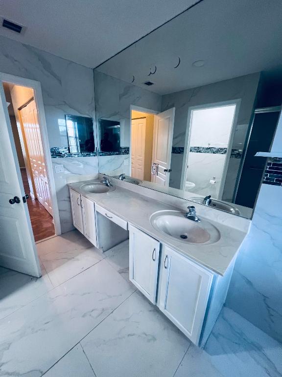 NAUTICA ISLES 4 - Residential