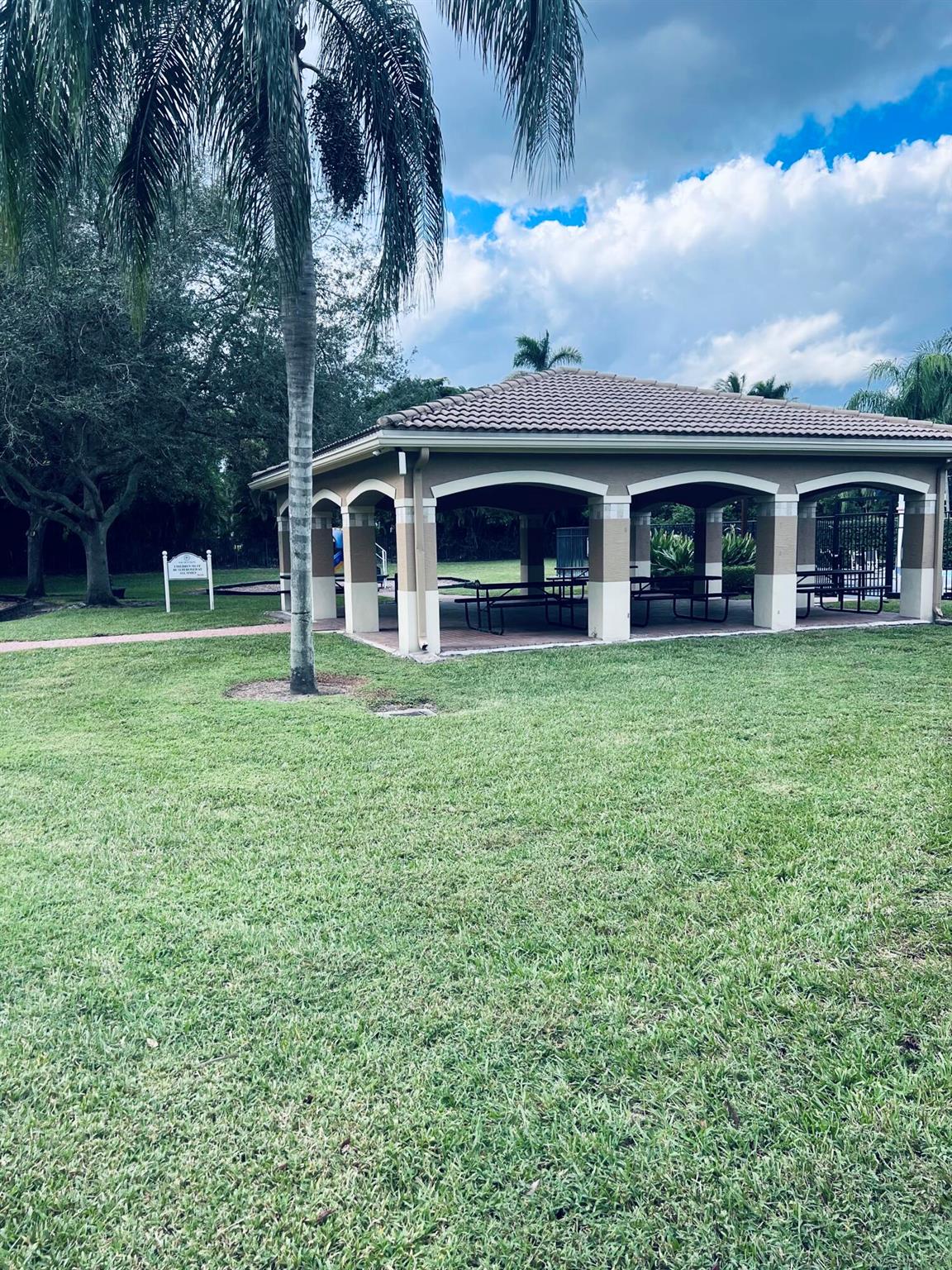 NAUTICA ISLES 4 - Residential