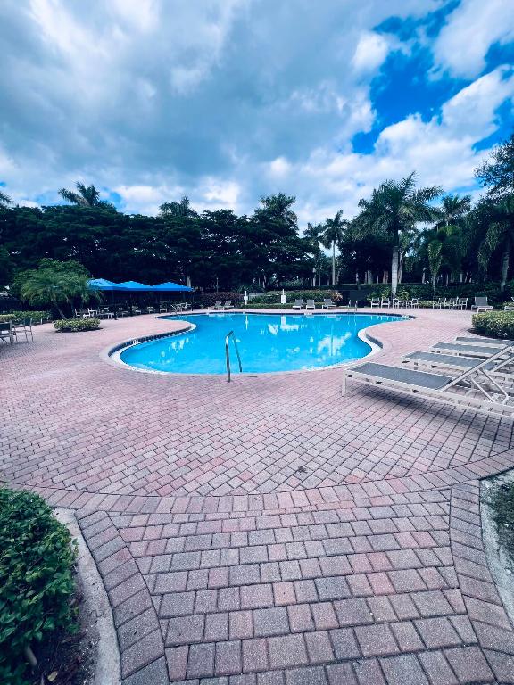 NAUTICA ISLES 4 - Residential