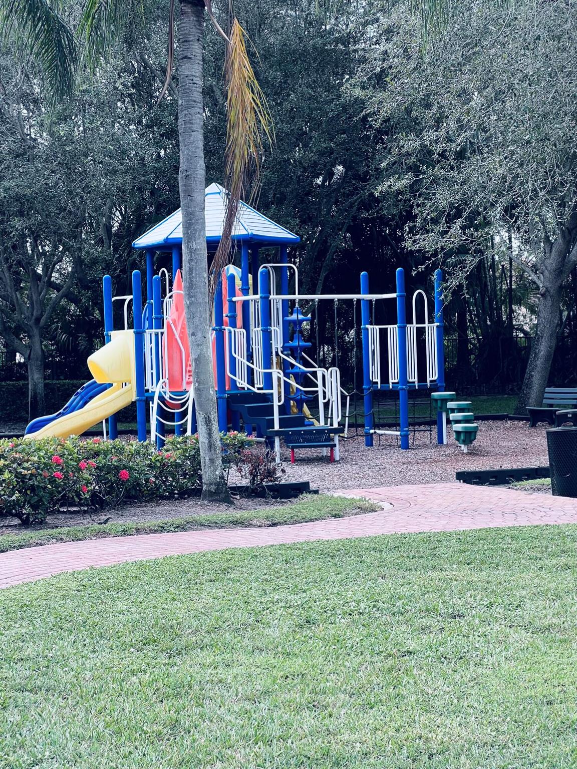 NAUTICA ISLES 4 - Residential