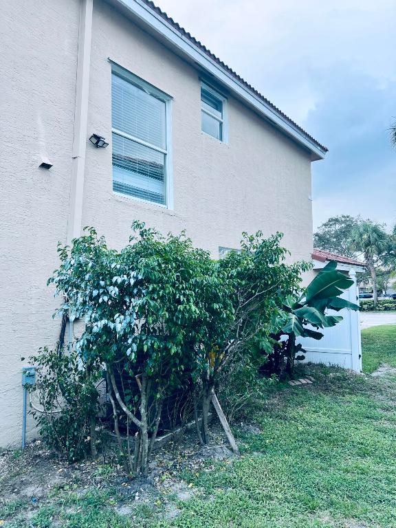 NAUTICA ISLES 4 - Residential