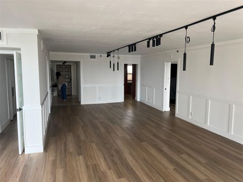 3095 N Course Dr 809 Pompano Beach FL 33069