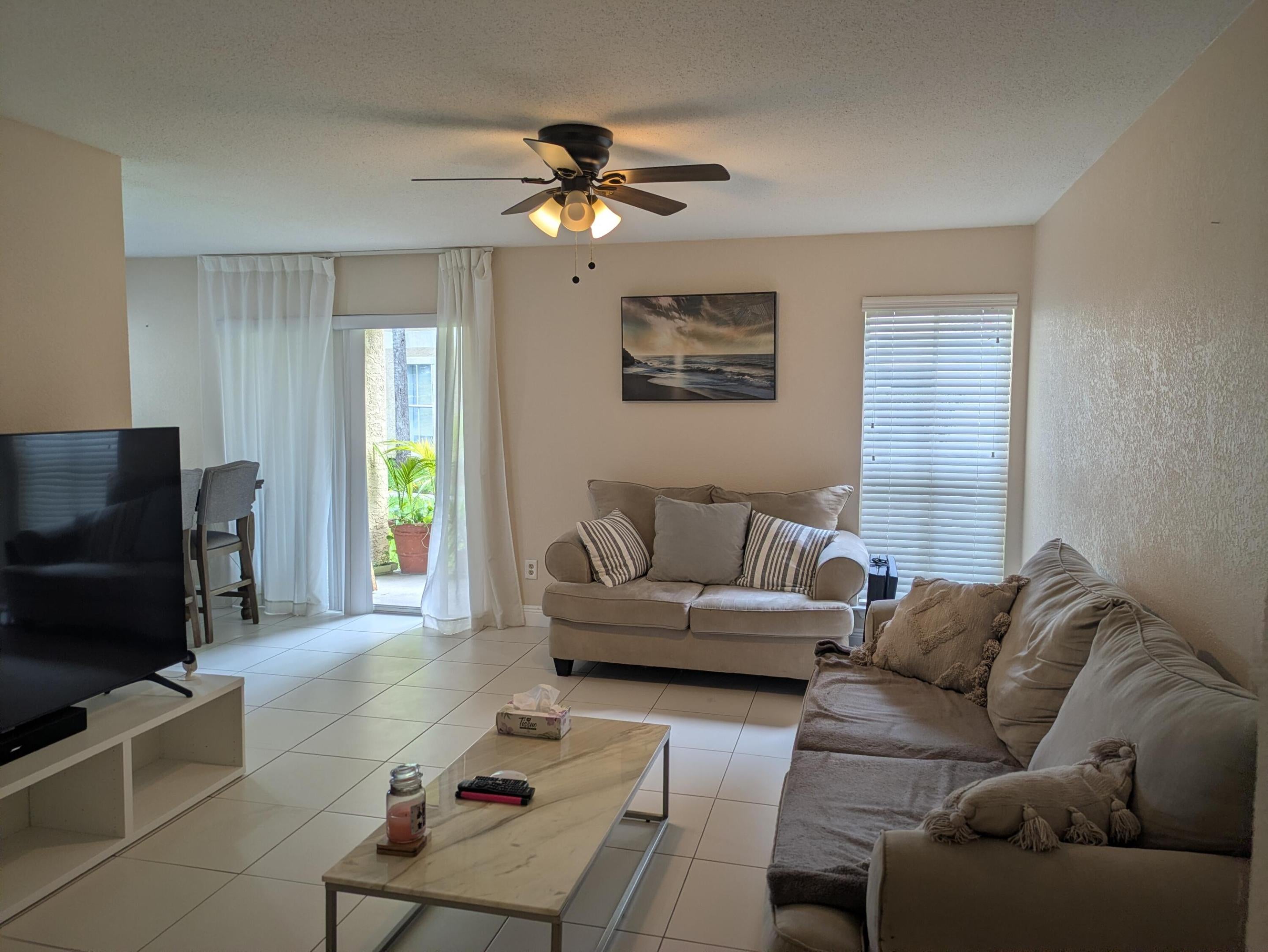 915 RIVERSIDE Drive 511