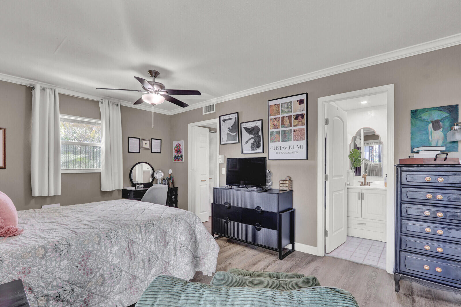 KINGS POINT FLANDERS CONDOS - Residential