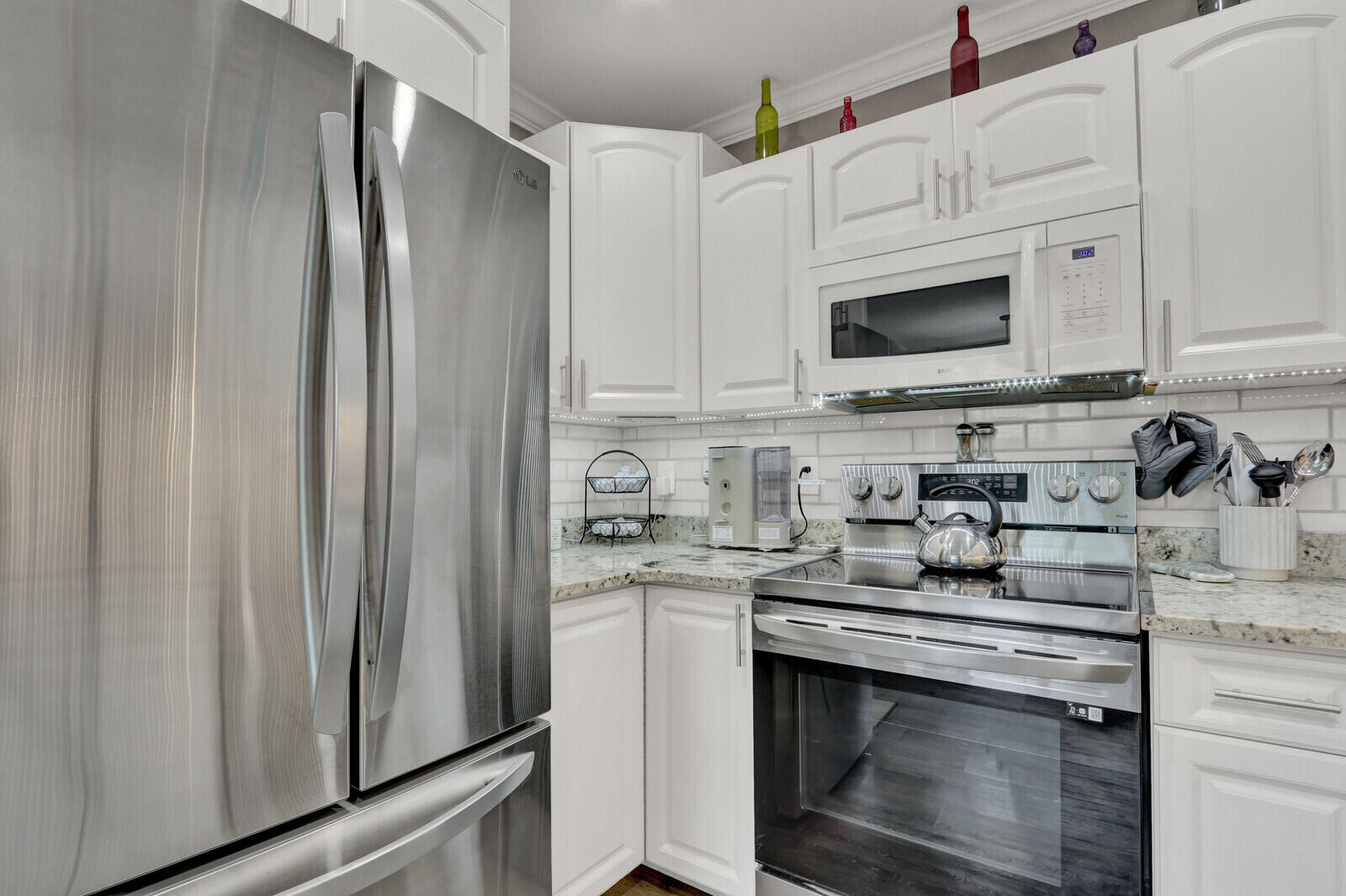 KINGS POINT FLANDERS CONDOS - Residential