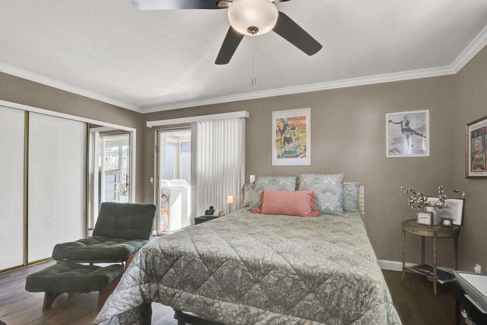 KINGS POINT FLANDERS CONDOS - Residential