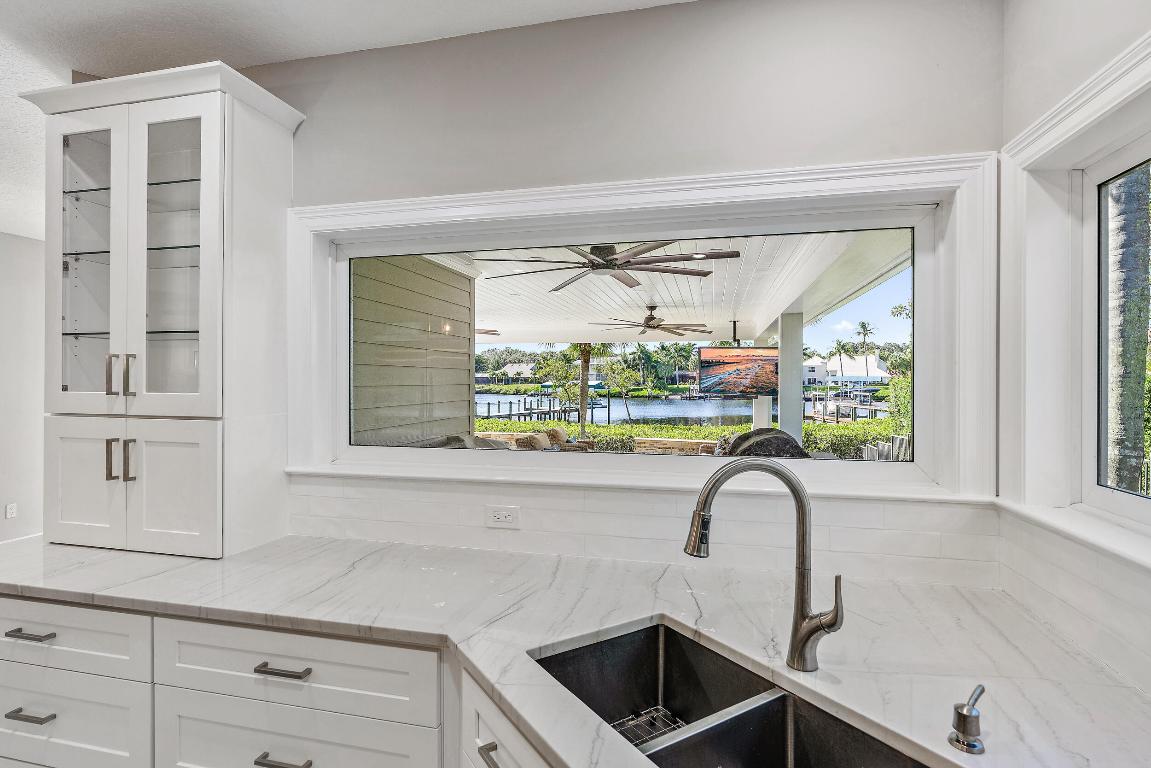 RIVER RIDGE HOMEOWNER ASSOCIATION INC - Residential Lease