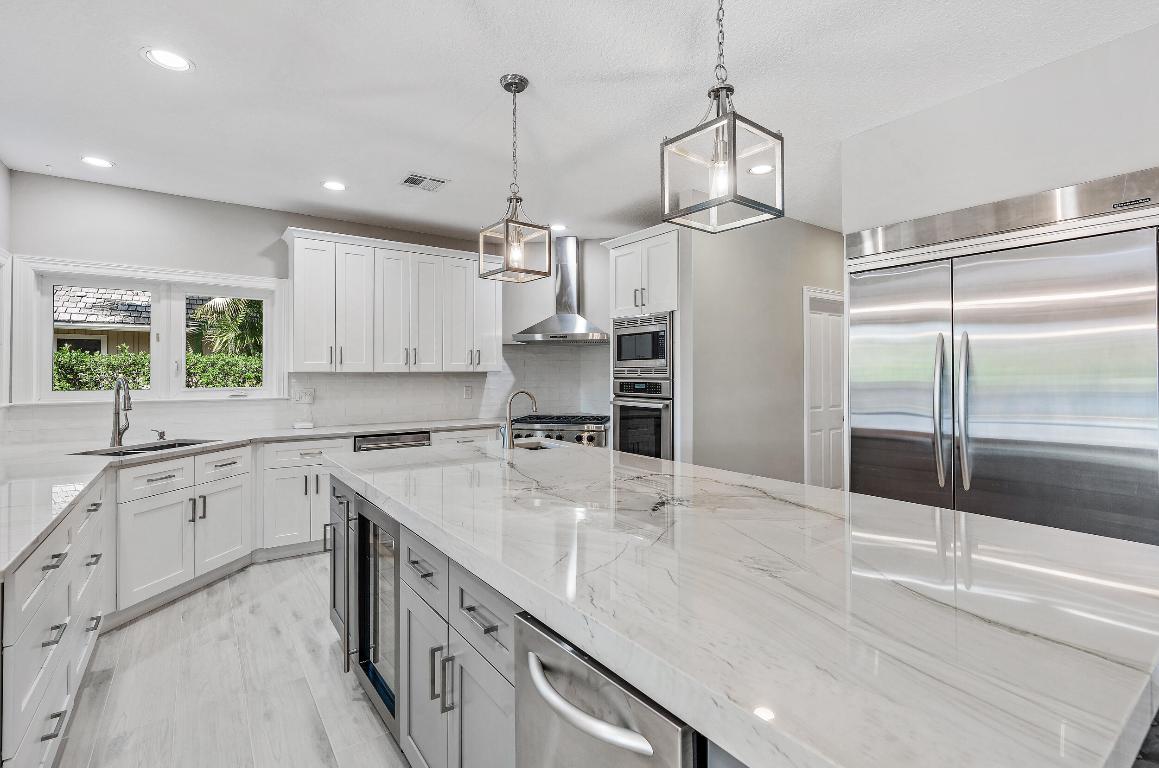 RIVER RIDGE HOMEOWNER ASSOCIATION INC - Residential Lease