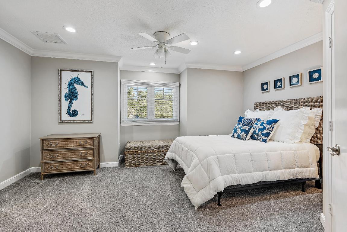 RIVER RIDGE HOMEOWNER ASSOCIATION INC - Residential Lease