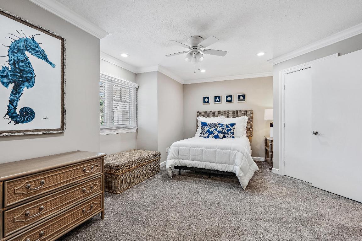 RIVER RIDGE HOMEOWNER ASSOCIATION INC - Residential Lease