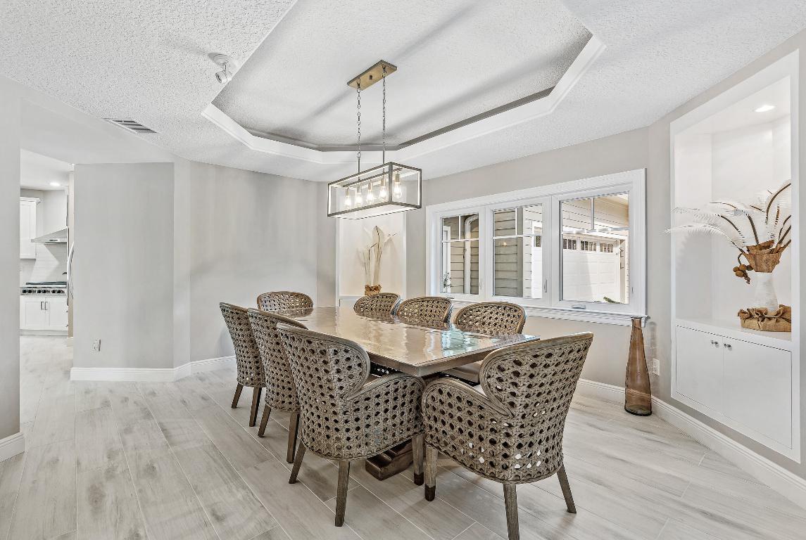 RIVER RIDGE HOMEOWNER ASSOCIATION INC - Residential Lease