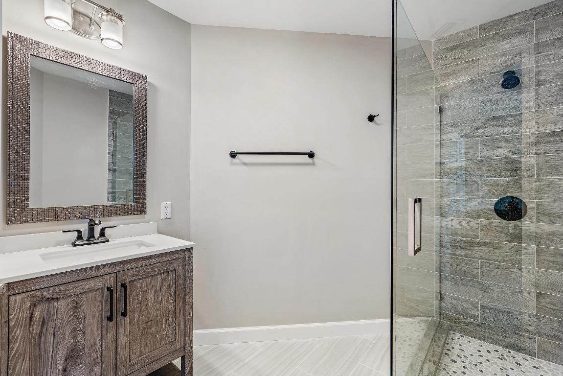 RIVER RIDGE HOMEOWNER ASSOCIATION INC - Residential Lease