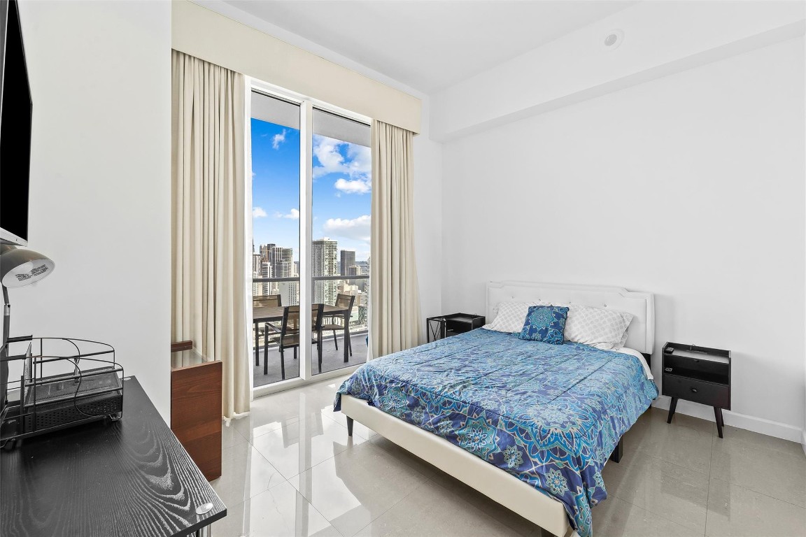 Latitude on the River - Residential