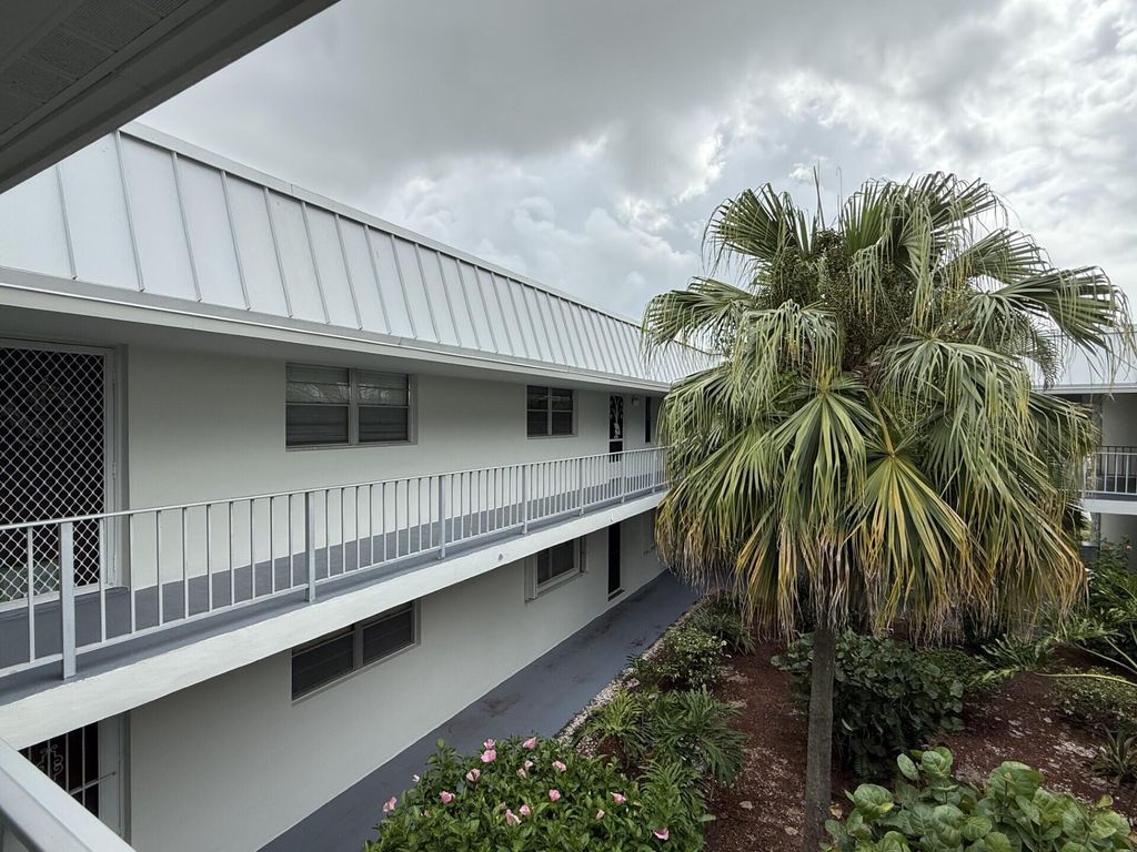 Photo of 2302 Sunrise Boulevard #203, Fort Pierce, FL 34982 (MLS # R11105554)