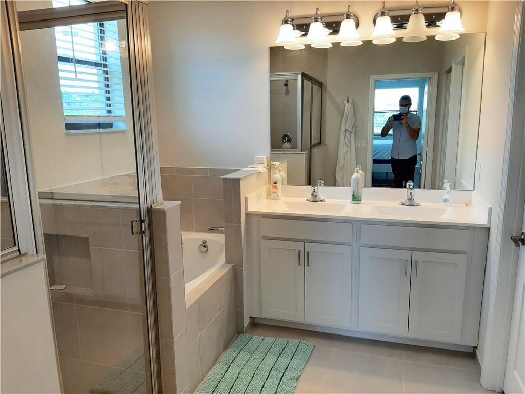 Flavor Pict Twnhms PUD - Residential Lease