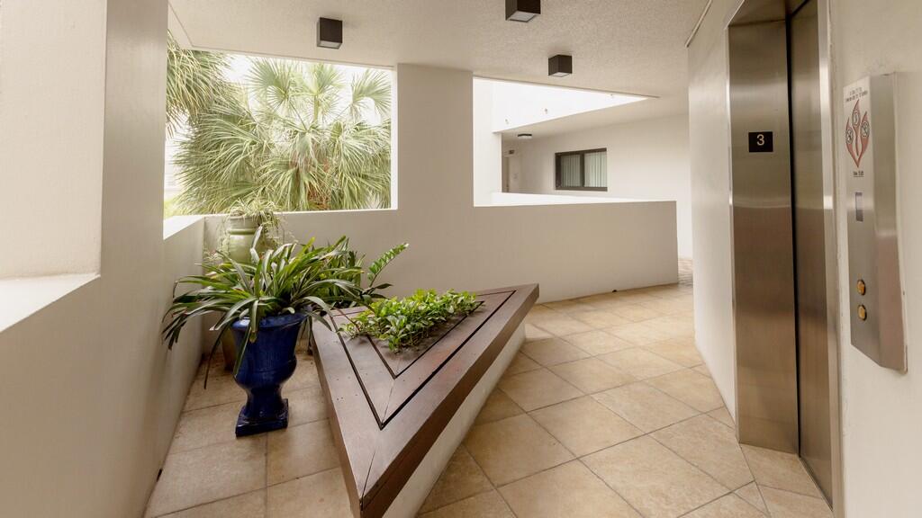 NORTH BEACH CONDO - Residential