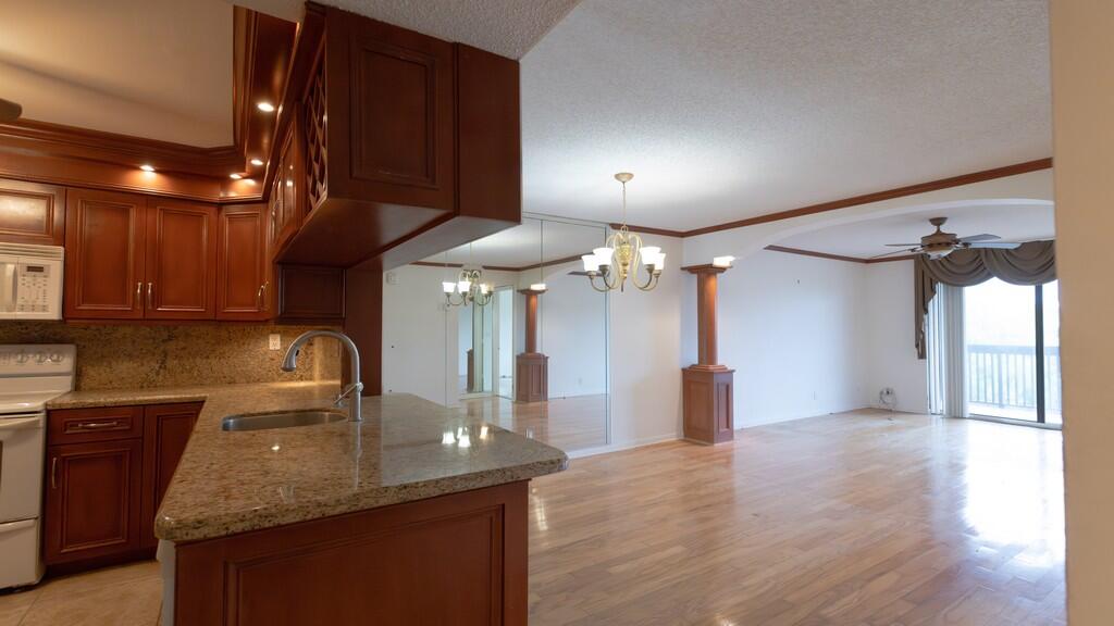 NORTH BEACH CONDO - Residential