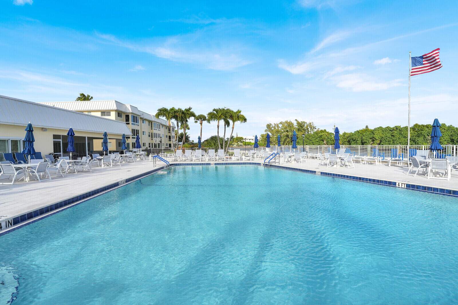 COLONIAL CLUB CONDO SEC 1 - Residential Lease