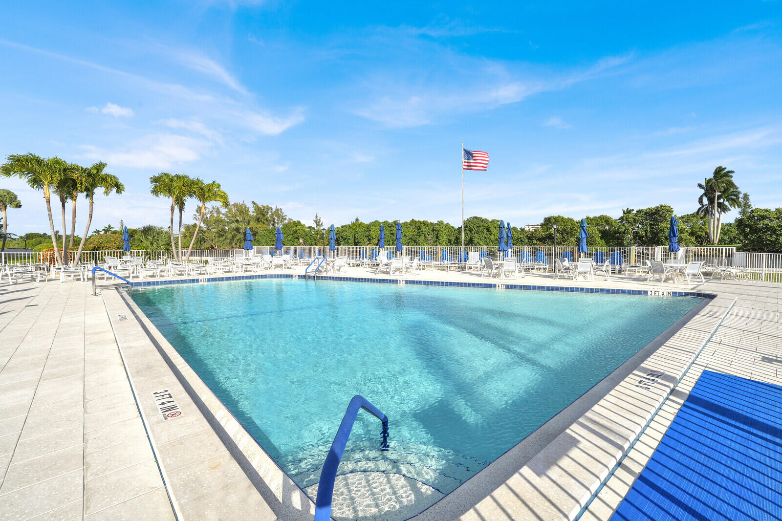 COLONIAL CLUB CONDO SEC 1 - Residential Lease