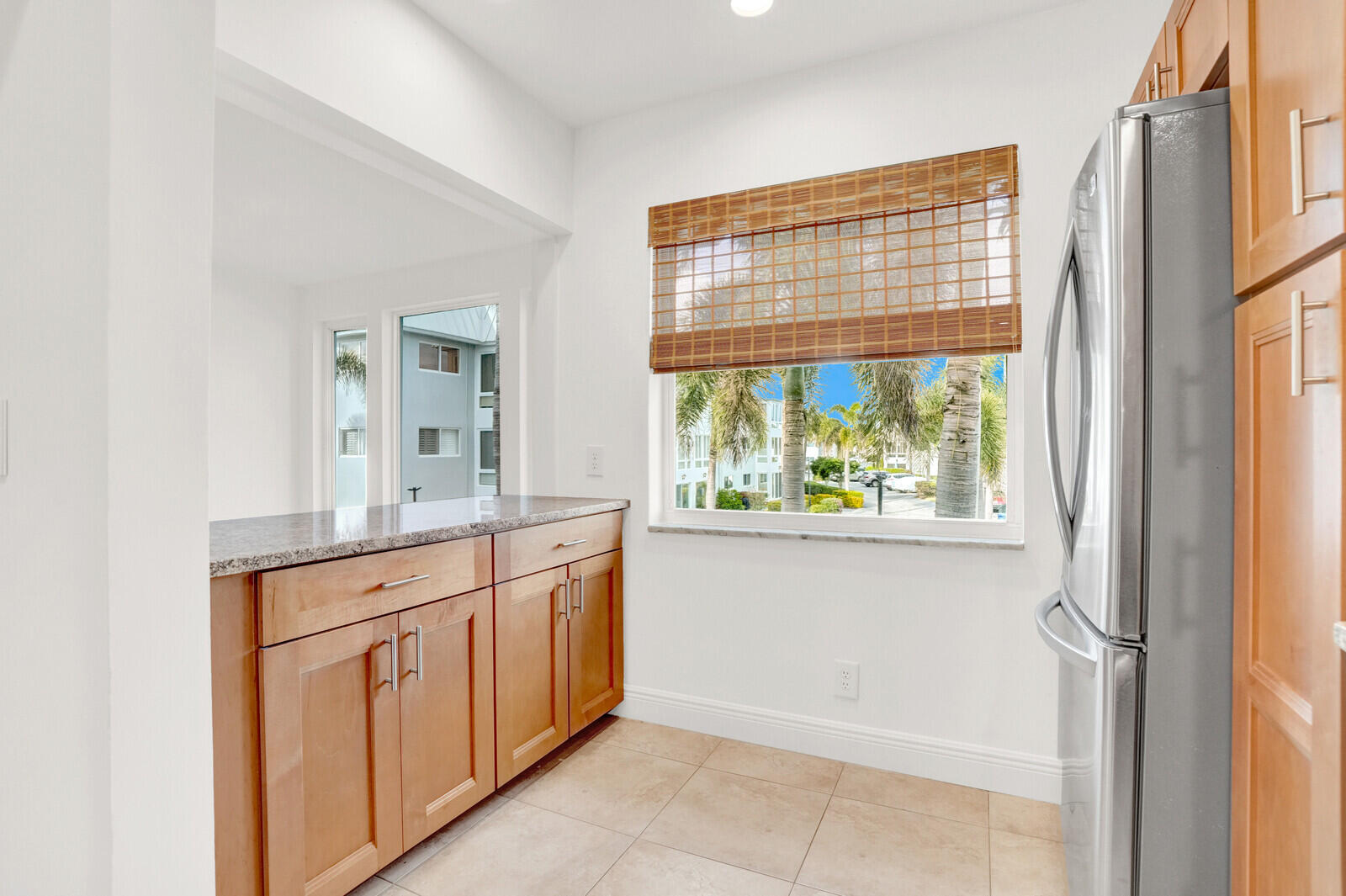 COLONIAL CLUB CONDO SEC 1 - Residential Lease