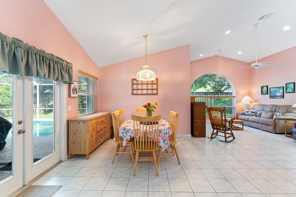 JENSEN PARK ESTATES PHASES THREE A THREE B FOU - Residential