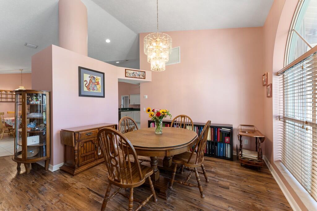 JENSEN PARK ESTATES PHASES THREE A THREE B FOU - Residential