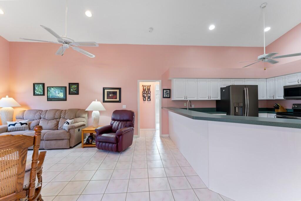 JENSEN PARK ESTATES PHASES THREE A THREE B FOU - Residential