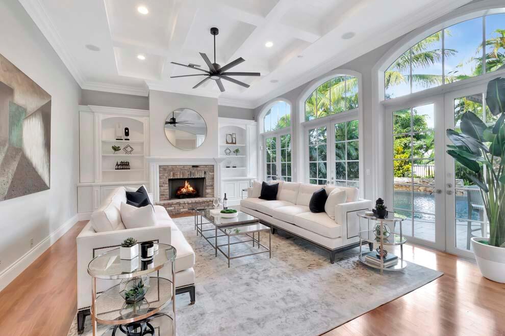 DELRAY BEACH ESPLANADE - Residential