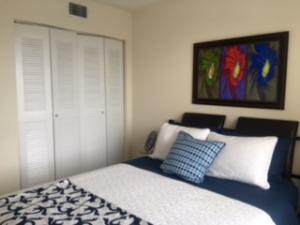 EMERALD ISLE AT LAGUNA LAKES CONDO - Residential