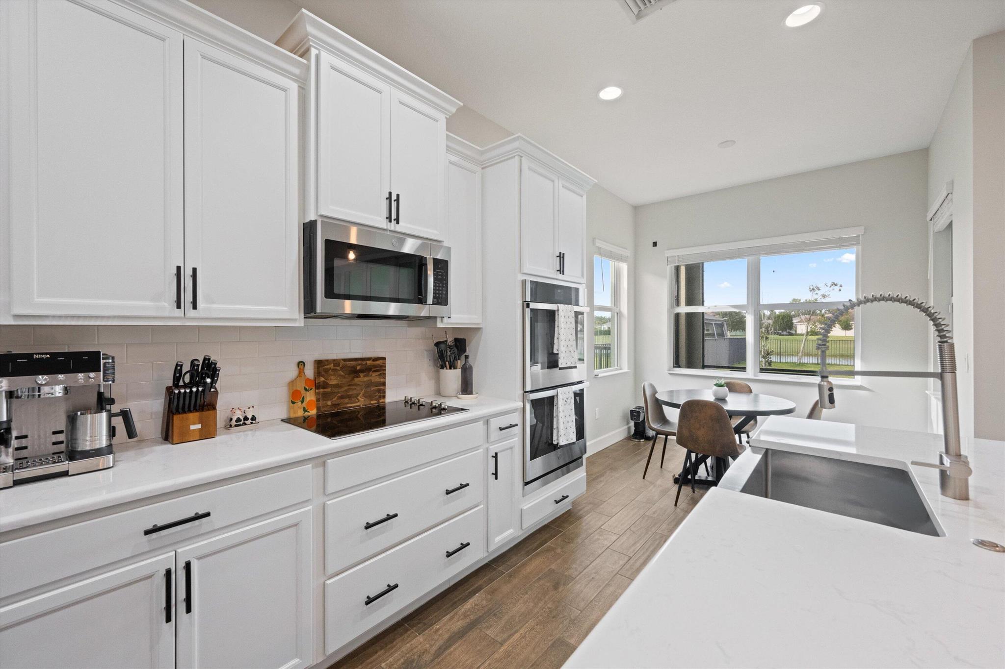 MEADOWS OF WESTLAKE - Residential