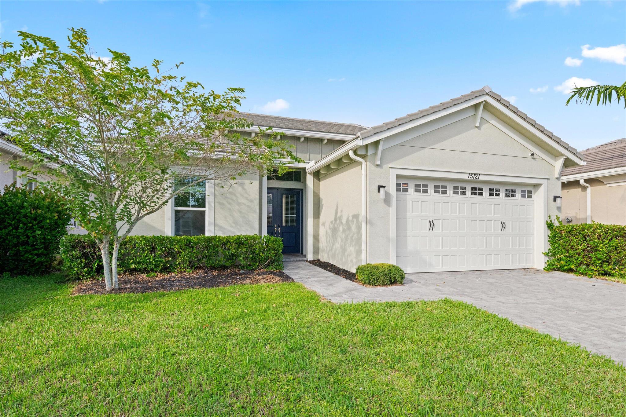 MEADOWS OF WESTLAKE - Residential