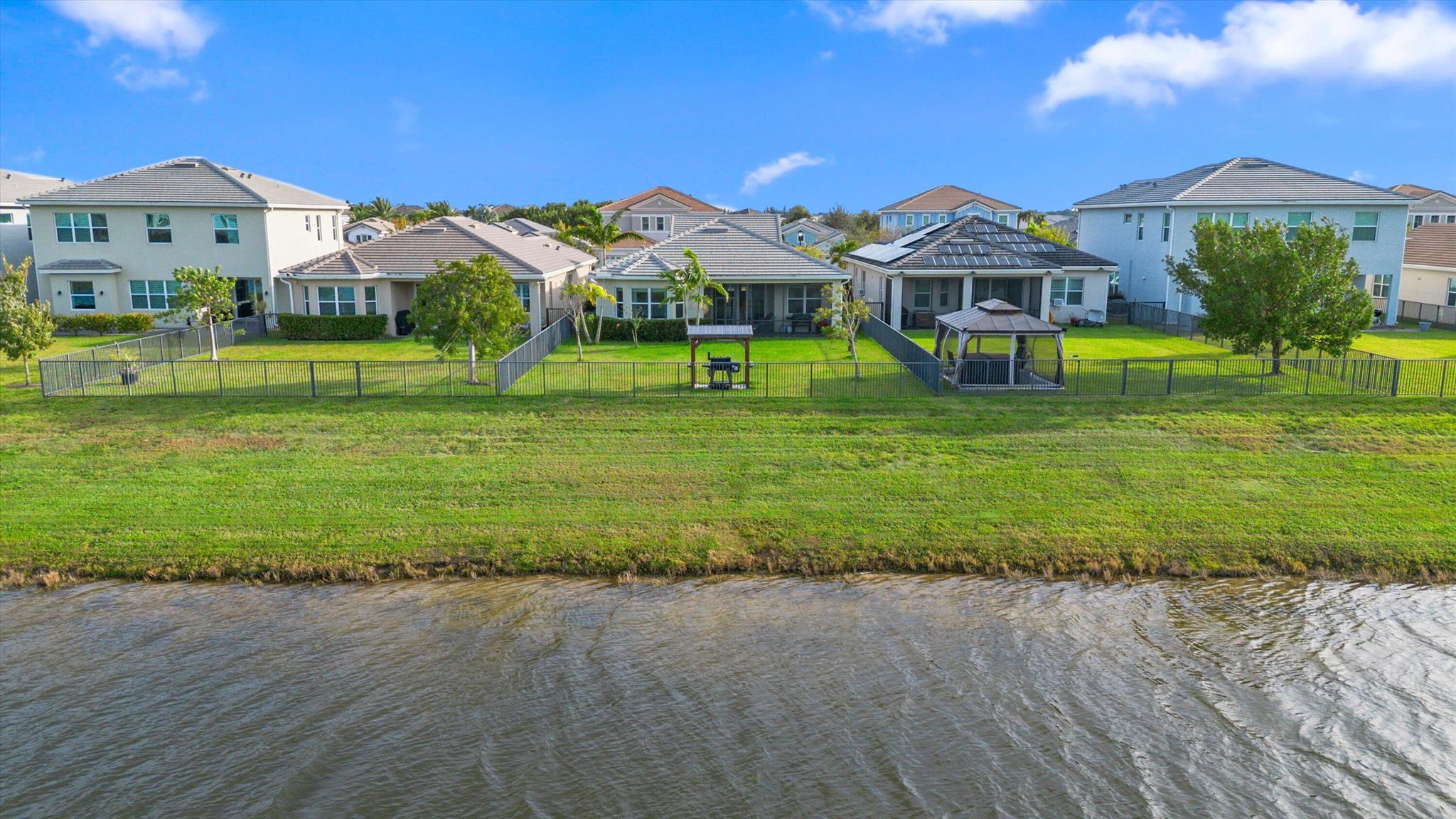 MEADOWS OF WESTLAKE - Residential