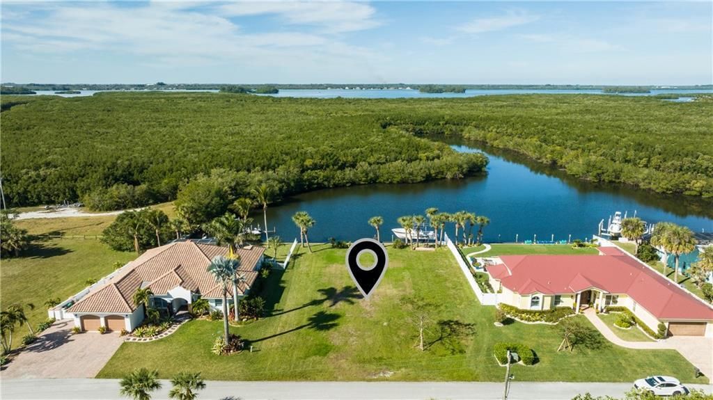 Photo of 83 Queens Road, Hutchinson Island, FL 34949 (MLS # R11057622)