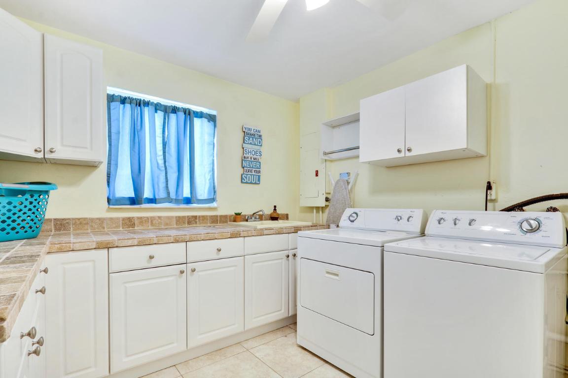 BOCA VILLAS HEIGHTS - Residential Lease