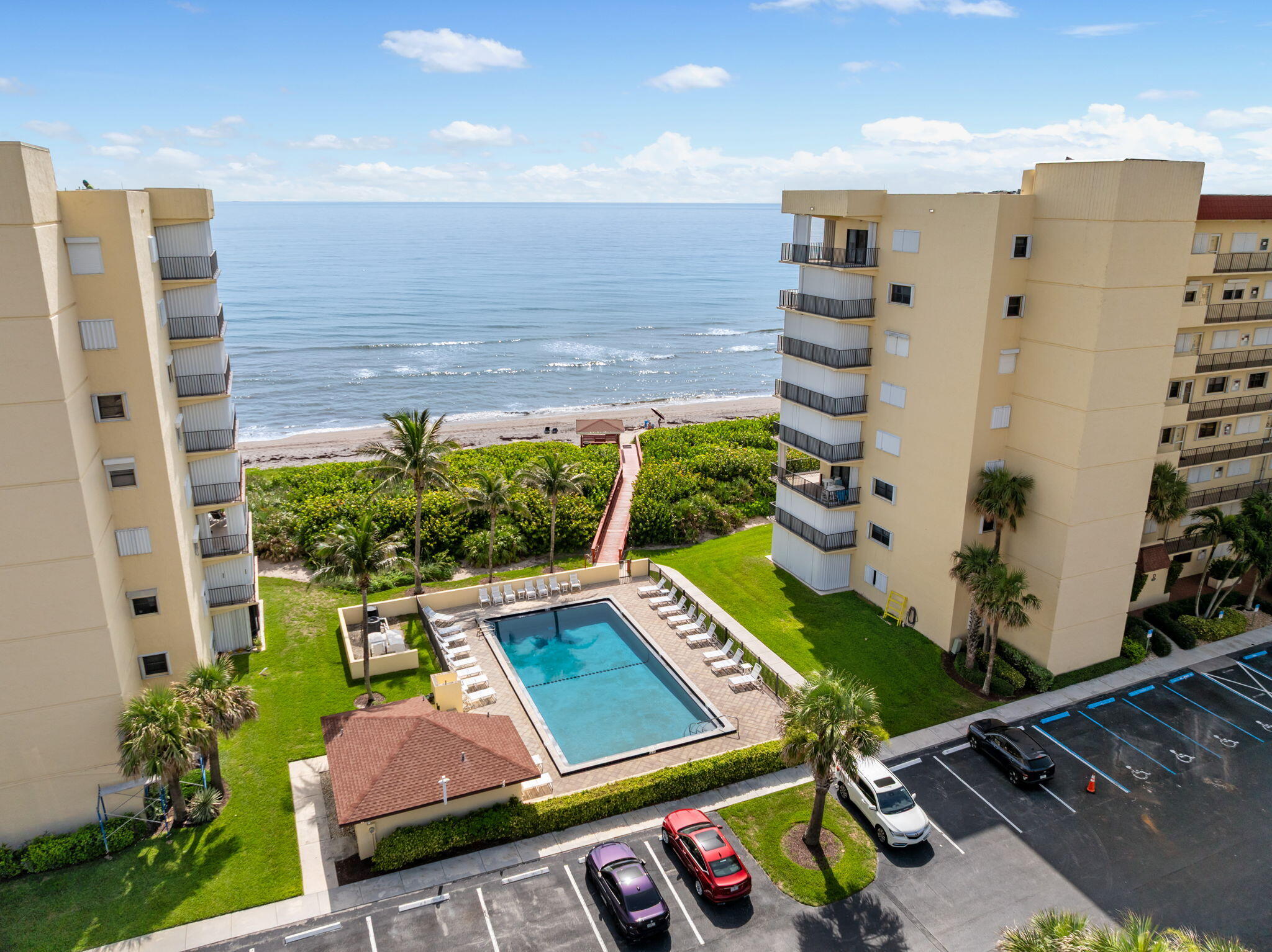 SAND DOLLAR VILLAS CONDOMINIUM C - Residential