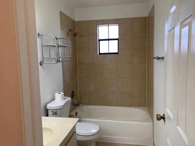 GRENADIER TRACE - Residential