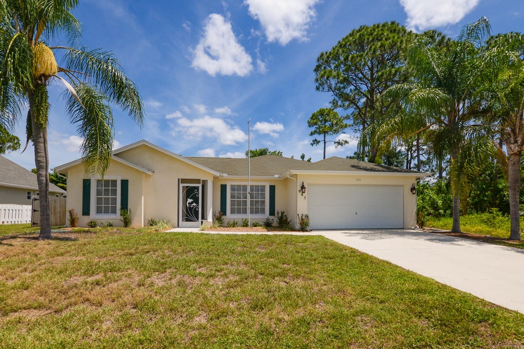 Photo of 985 SW South Globe Avenue Ave, Port Saint Lucie, FL 34953 (MLS # R10811134)